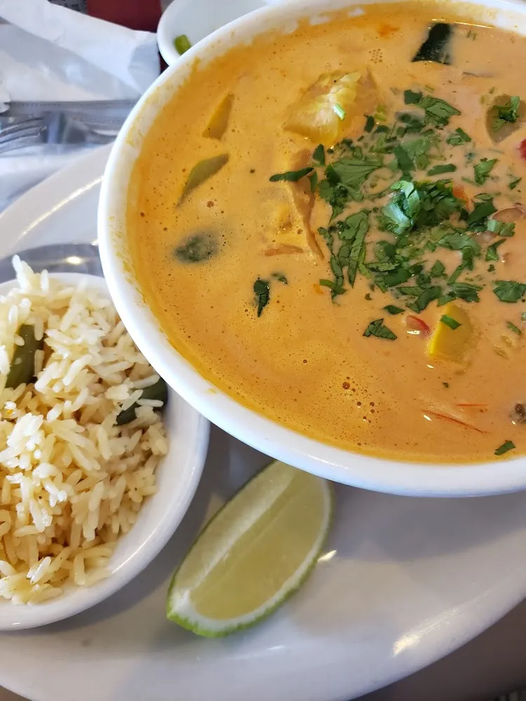 Mariscada Con Coconut